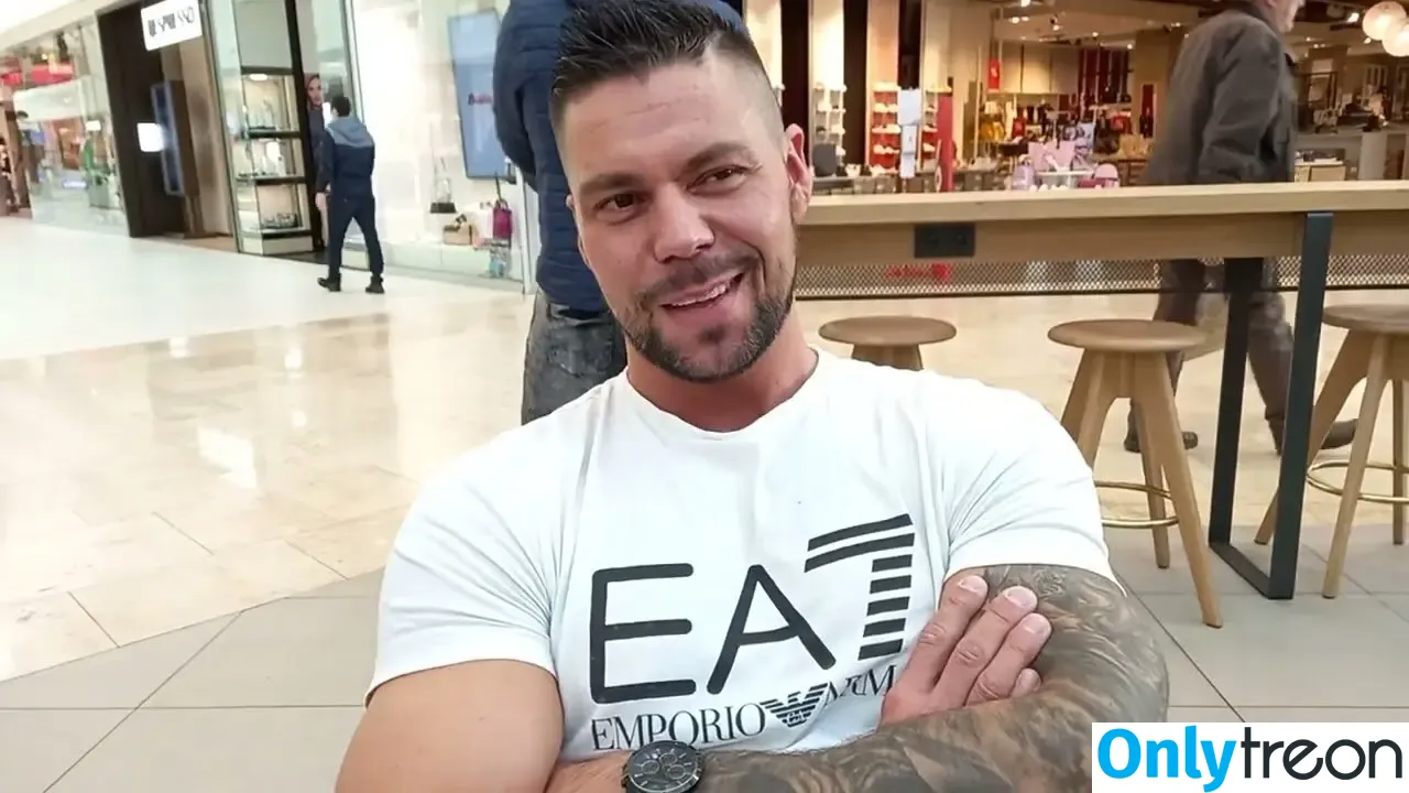Angelo Godshack nude photo #0001 (angelogodshack_ / angelogodshack_official)