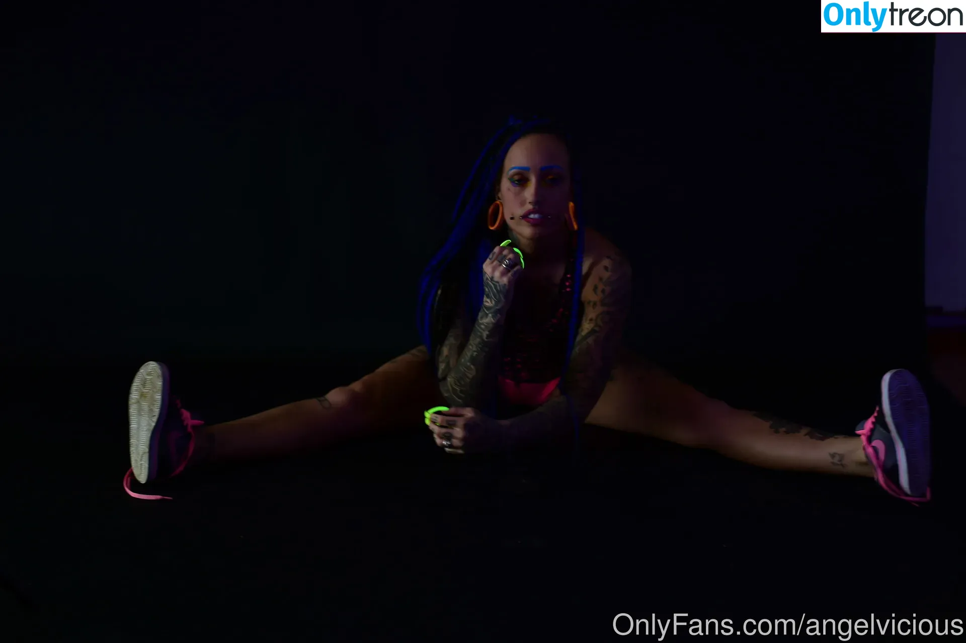 angelvicious голая photo #0117 (angelvicious)
