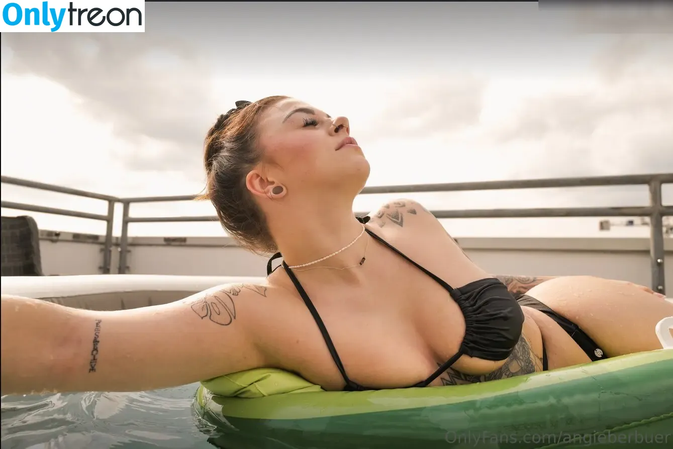 Angie Berbuer голая photo #0002 (angieberbuer)