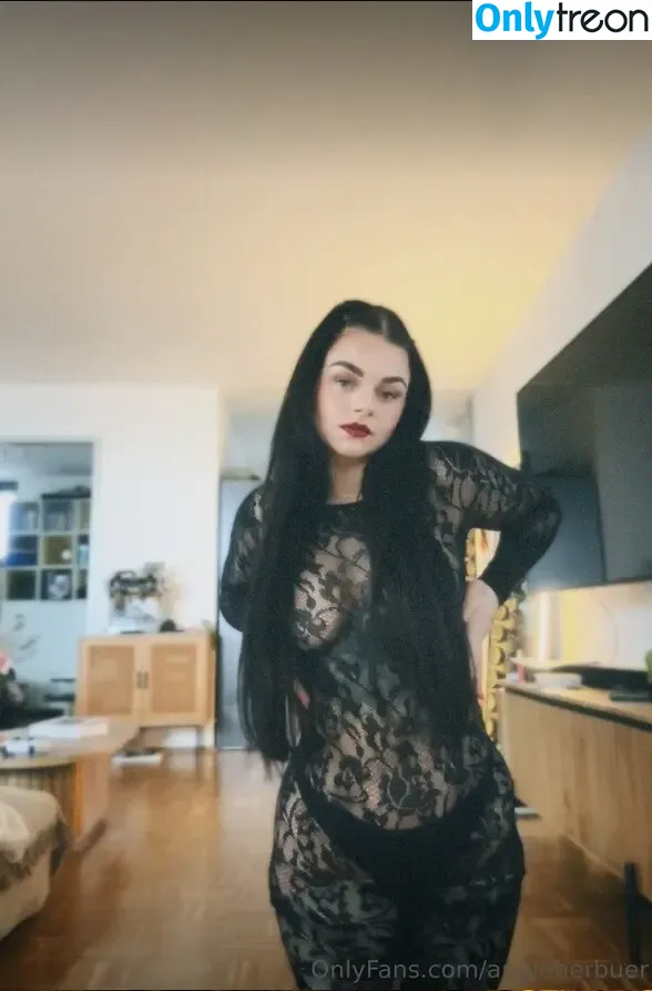 Angie Berbuer голая photo #0007 (angieberbuer)