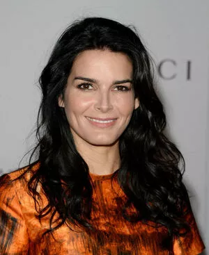 Angie Harmon / angieharmon фото голая #0027