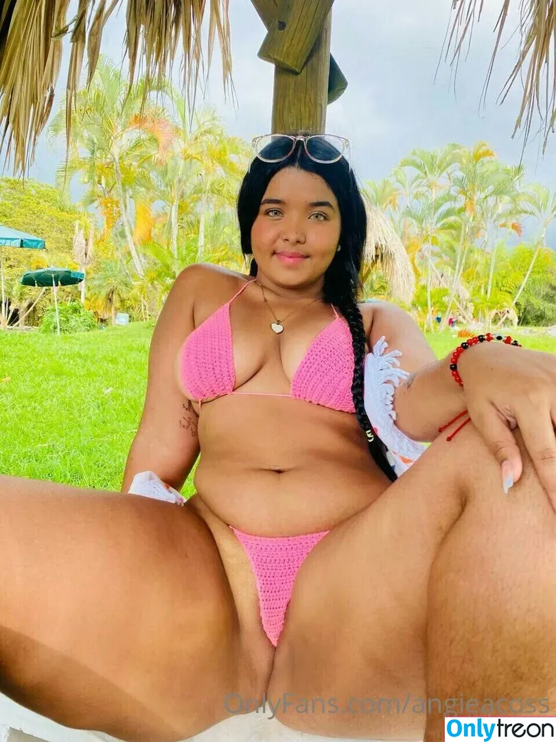 Angiecoss nude photo #0056 (angie.cossl8 / angiecoss19)