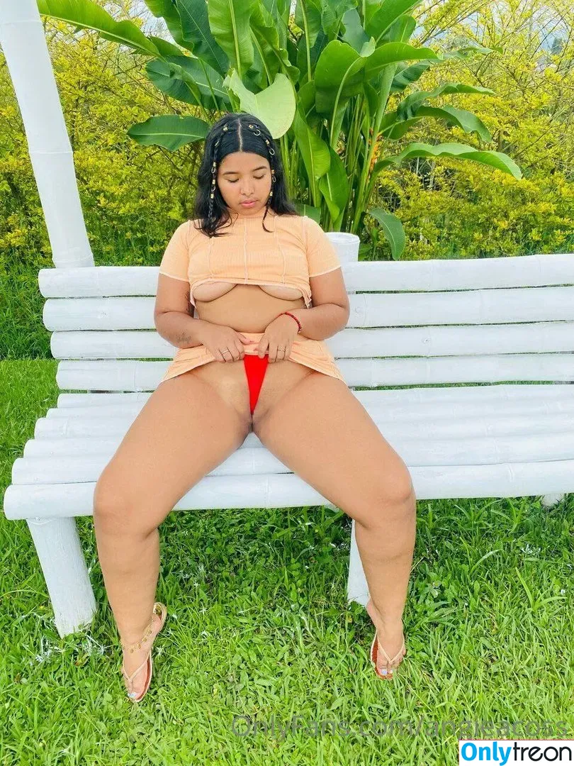 Angiecoss nude photo #0064 (angie.cossl8 / angiecoss19)