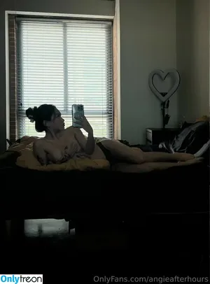 Angierzzz /  / Angieafterhours / Angierzzzhadtiktok nude photo #0005