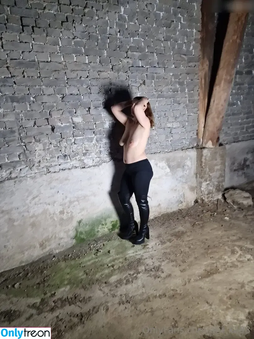 Ani_ka93 голая photo #0024 (Ani_ka93)