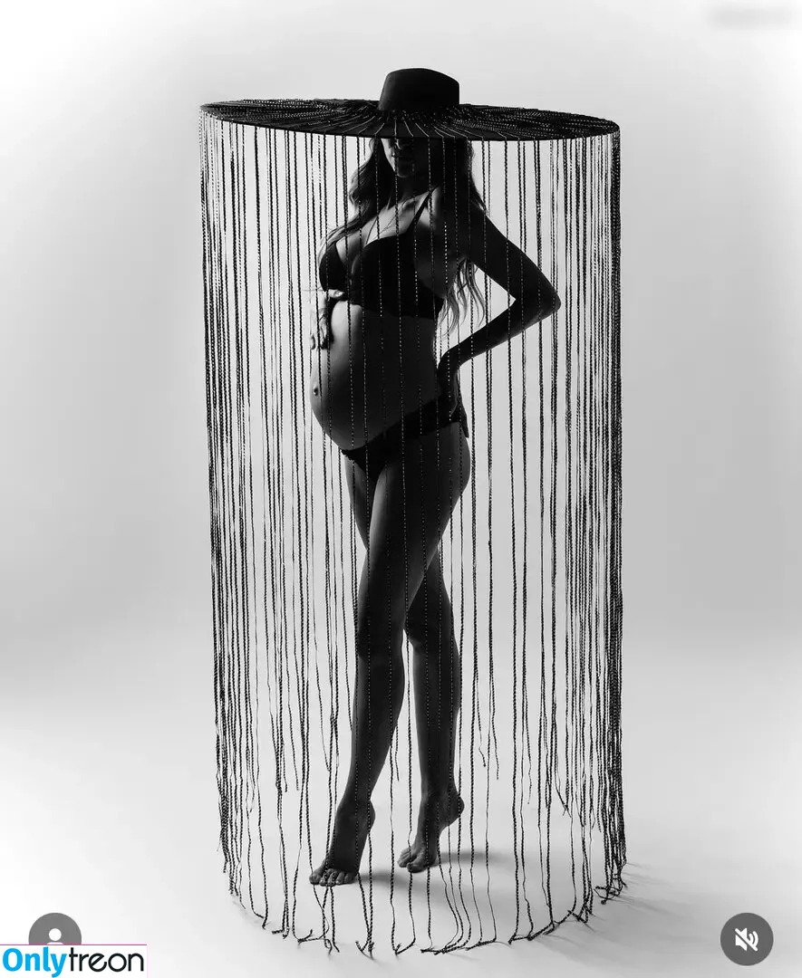 Anika Teller голая photo #0068 (anikateller)
