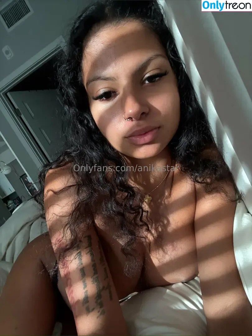 anikastar nude photo #0196 (iamanikastar)