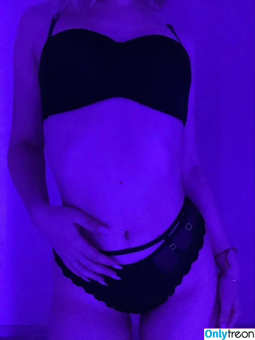 animism nude photo #0049 (animismstudios / iikarii_)