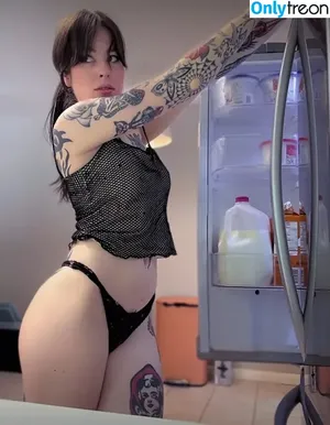 Anisa Jomha / AnisaJomha / AnisaTheGreasy / Annie Jay / anniejay nude photo #0696