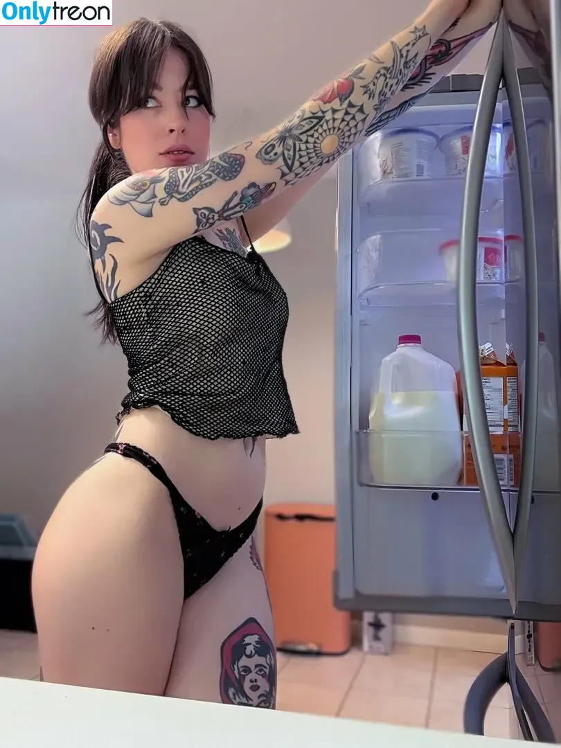 Anisa Jomha голая photo #0682 (AnisaJomha / AnisaTheGreasy / Annie Jay / anniejay)