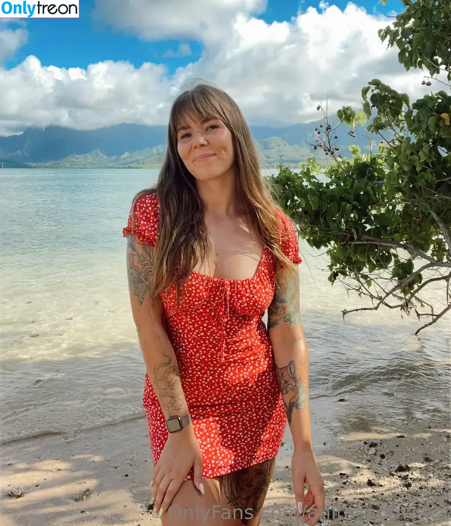 anitkaaa nude photo #0002 (anitkaaa1)