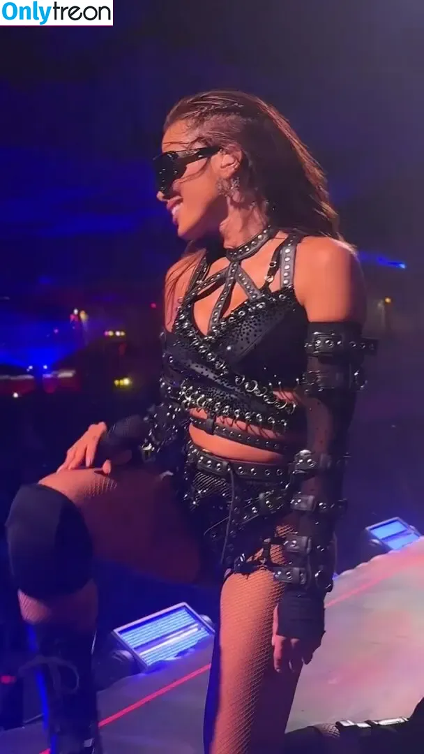 Anitta голая photo #2027 (Anitta)