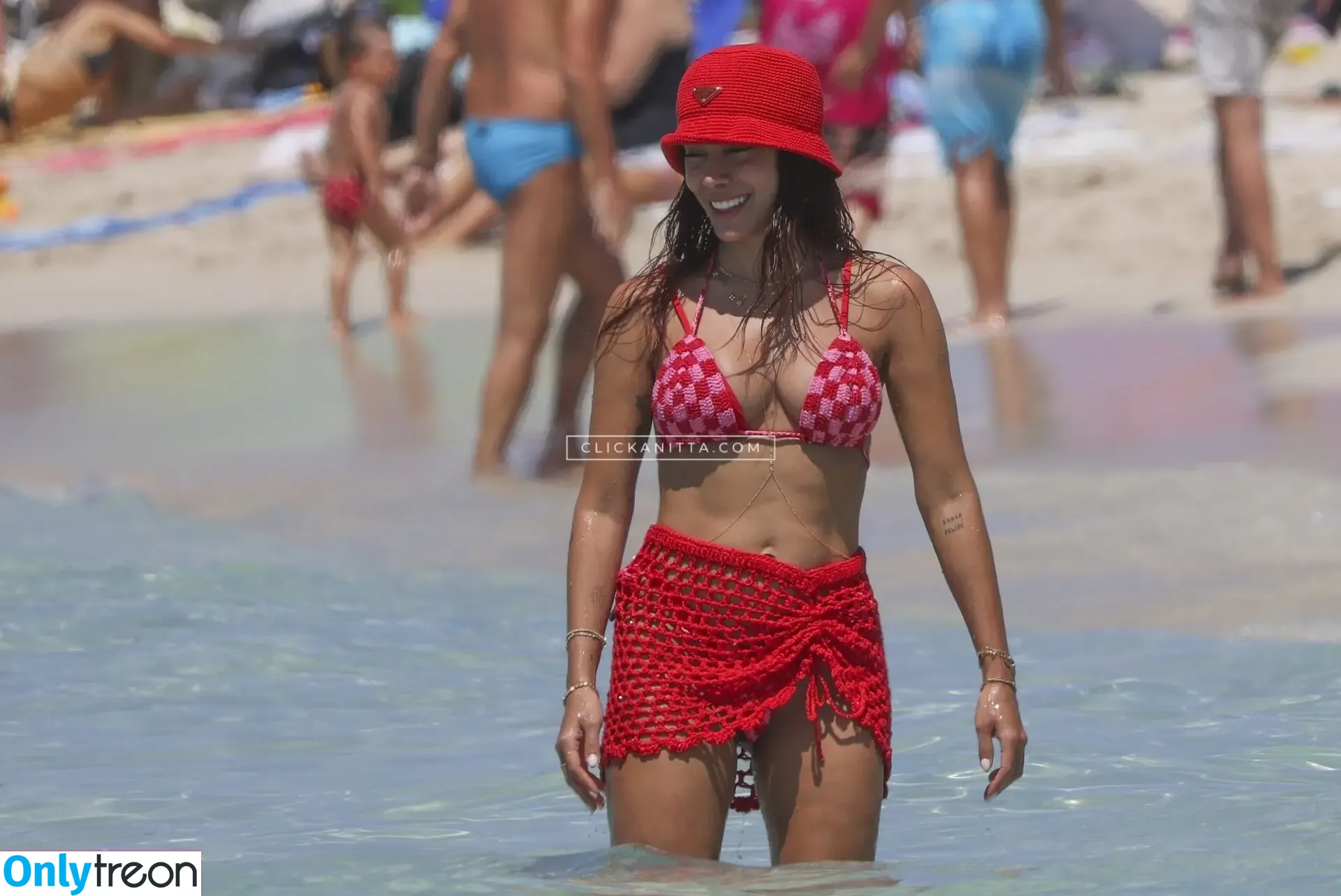 Anitta nude photo #2397 (Anitta)