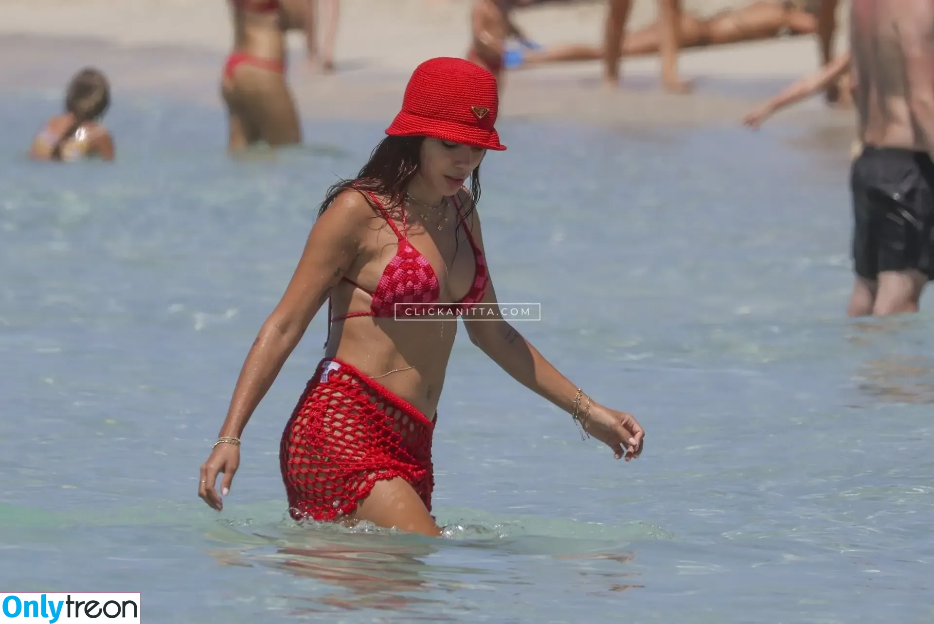 Anitta nude photo #2413 (Anitta)