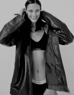 Anja Leuenberger / anj_leuenberger / anjaleuenberger nude photo #0013