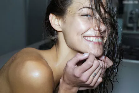 Anja Leuenberger / anj_leuenberger / anjaleuenberger nude photo #0017