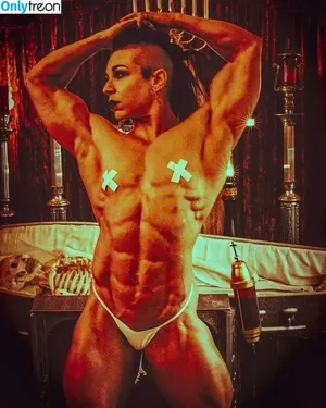 Anjie / Angela Yeo / MuscleGeisha / ifbb_pro_yeo / proyeo nude photo #0003