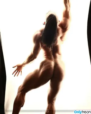 Anjie / Angela Yeo / MuscleGeisha / ifbb_pro_yeo / proyeo nude photo #0011