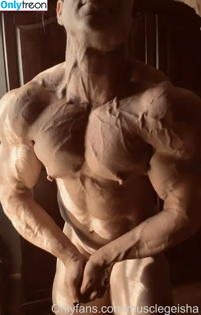 Anjie nude photo #0007 (Angela Yeo / MuscleGeisha / ifbb_pro_yeo / proyeo)