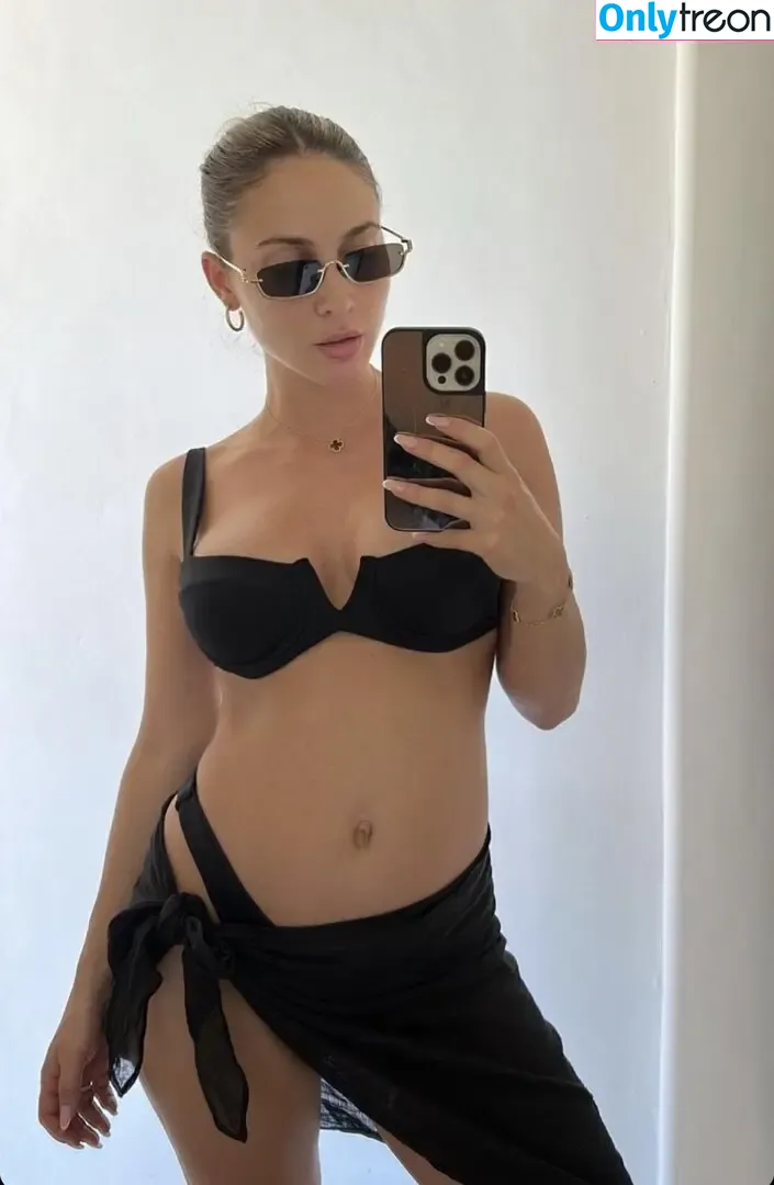 Ann-Kathrin Götze nude photo #0033 (annkathrin)