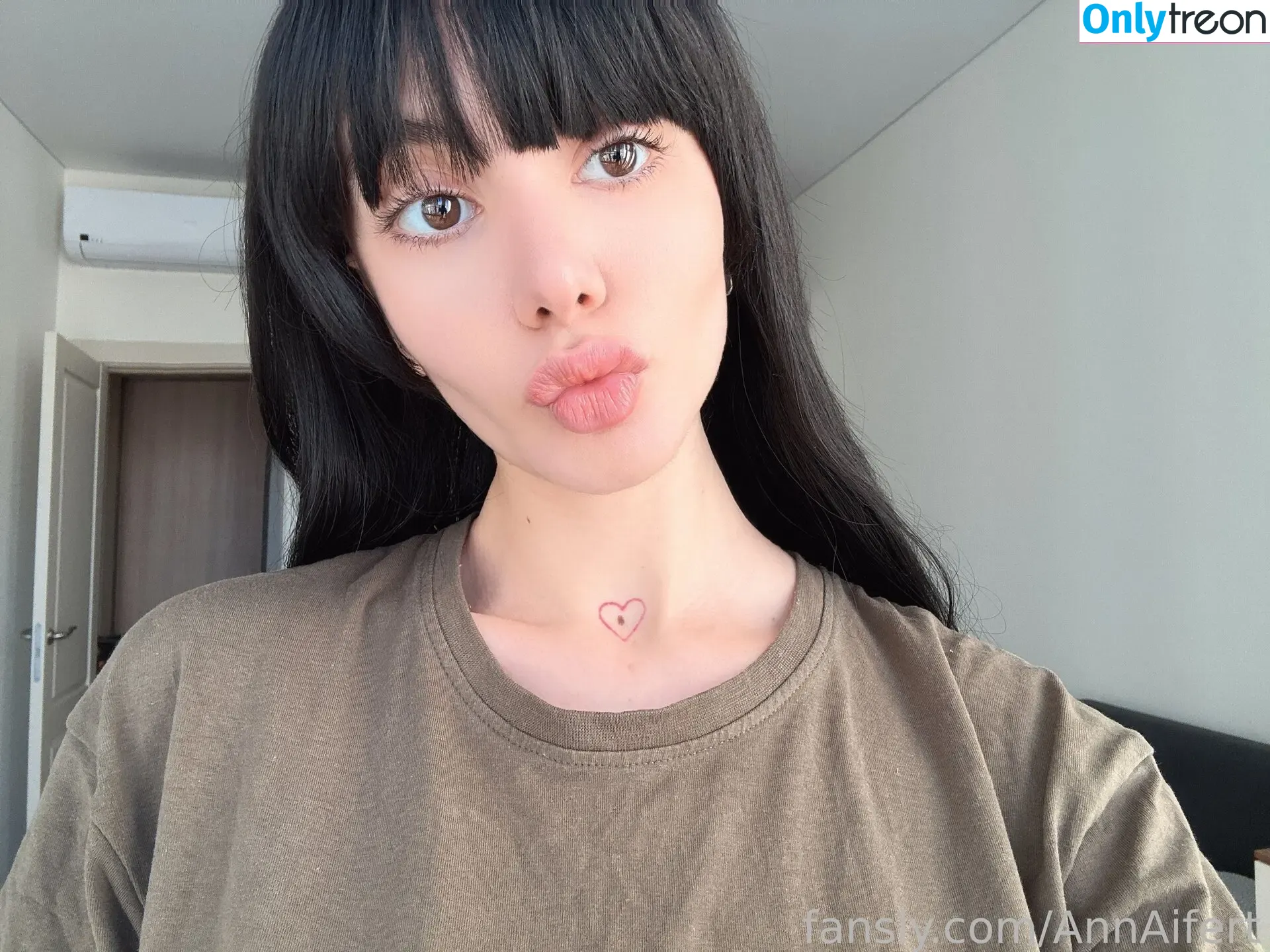 Anna Aifert nude photo #1339 (Haori Senpai / annaifert / senpaihaori)