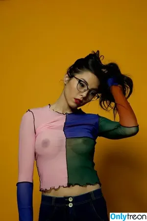Anna Akana / AnnaAkana / wonderlandstudios фото голая #0670