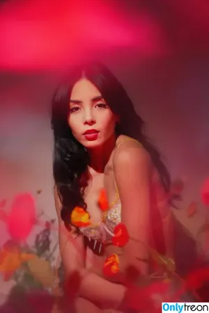 Anna Akana / AnnaAkana / wonderlandstudios фото голая #0771