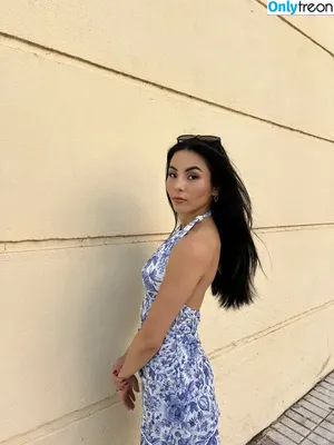 Anna Akana / AnnaAkana / wonderlandstudios фото голая #0847