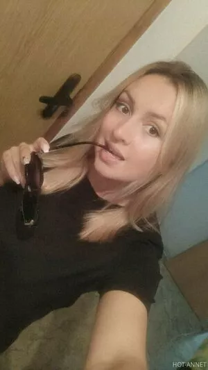 anna_bellla / annabellegurwitch1 фото голая #0052