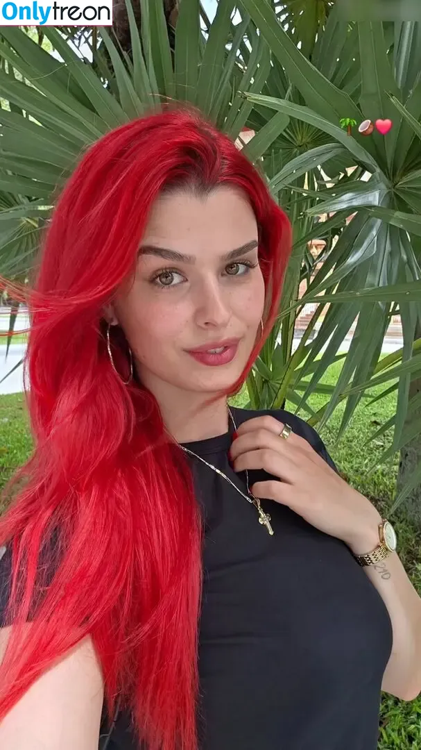 anna.gazanis nude photo #0627 (AnnaGazanis)