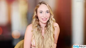 Anna Juliana Jaenner / annajulianajaenner nude photo #0009