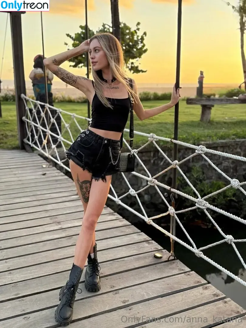 anna_katana голая photo #0078 (anna_katana__)
