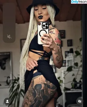 Anna-Katharina Alt / annabeatmietze / annakatharinaalt_offiziell nude photo #0004