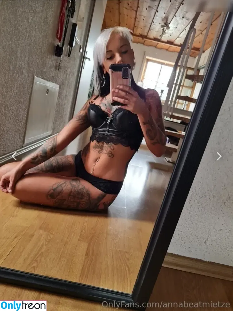Anna-Katharina Alt nude photo #0015 (annabeatmietze / annakatharinaalt_offiziell)