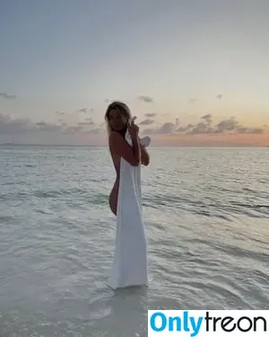 Anna Maria Schimanski / mariavschimanski nude photo #0001