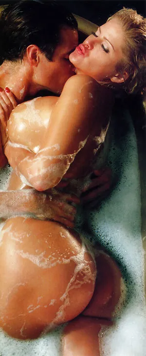 Anna Nicole Smith / annanicolesmith1 / dollarbie nude photo #0088