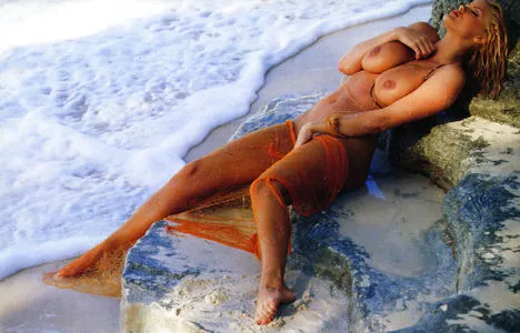 Anna Nicole Smith / annanicolesmith1 / dollarbie nude photo #0091