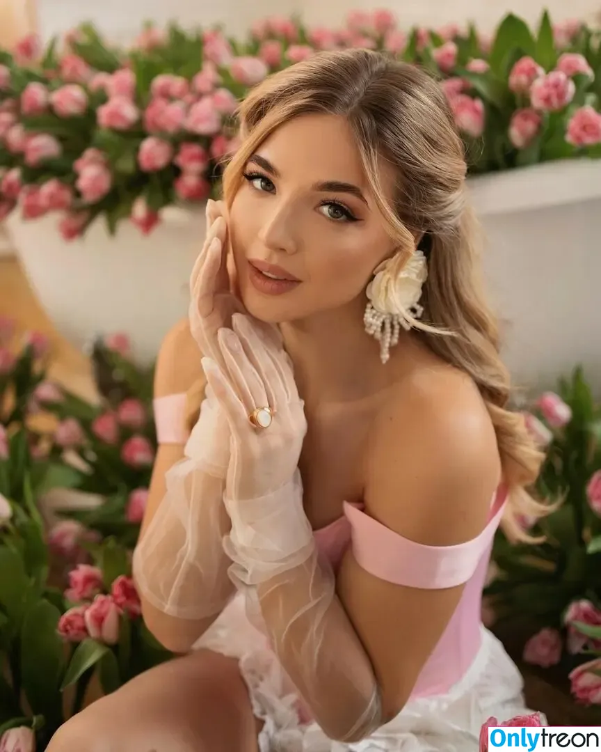 Anna Porkov nude photo #0017 (annagolubovica / pokrov90)