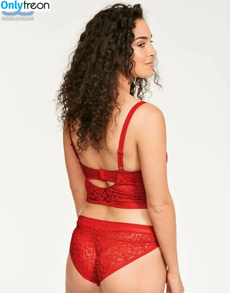 Anna Shaffer nude photo #0057 (annashafffer)