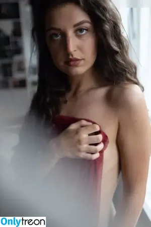 Anna Victoria Binnebößel / victoria.binne nude photo #0164