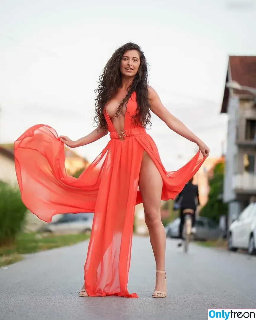Anna Victoria Binnebößel голая photo #0108 (victoria.binne)