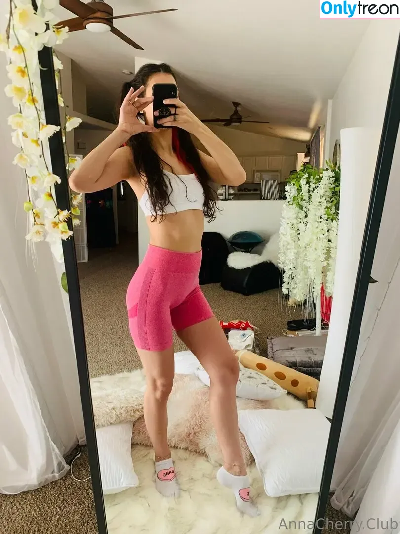 annacherrylive nude photo #0106 (annacherrylive)