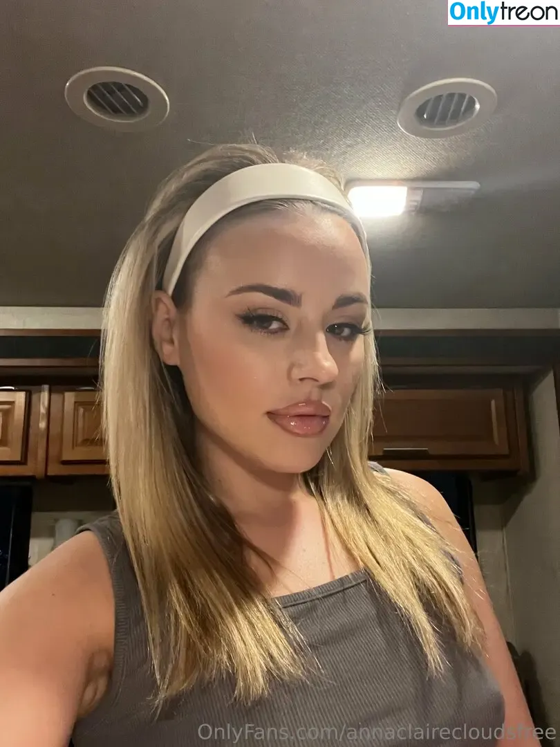 annaclairecloudsfree nude photo #0018 (annaclairecloudstv__)