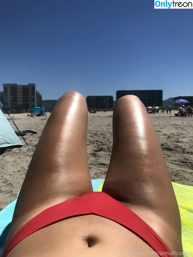 annahconda nude photo #0045 (annahconda)