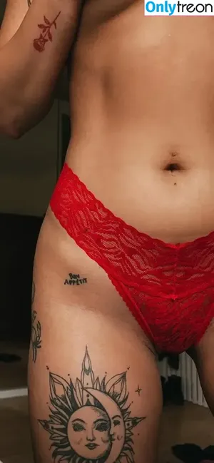 annaphieou / mischiidc nude photo #0010