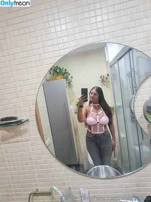  nude photo #0001