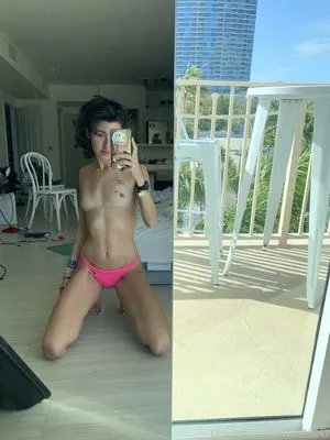 Anne Frank / annefrankhouse_official / lil_ann3frank / lilann3frank nude photo #0106