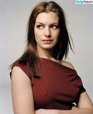 Anne Hathaway / ahathawaynews / annehathaway / heatherannie фото голая #2231