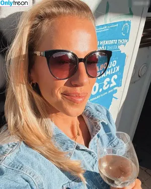 Anneke Dürkopp / annekeduerkopp / dieanneke фото голая #0061