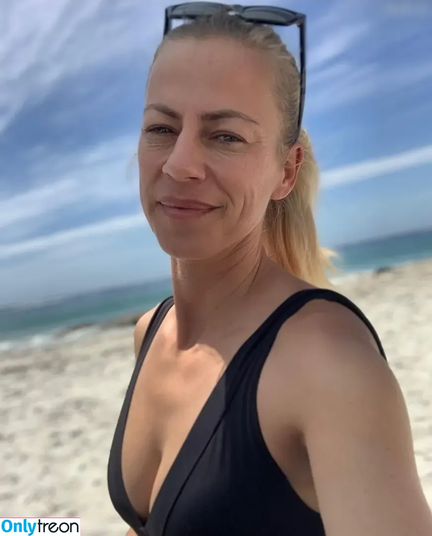 Anneke Dürkopp голая photo #0029 (annekeduerkopp / dieanneke)